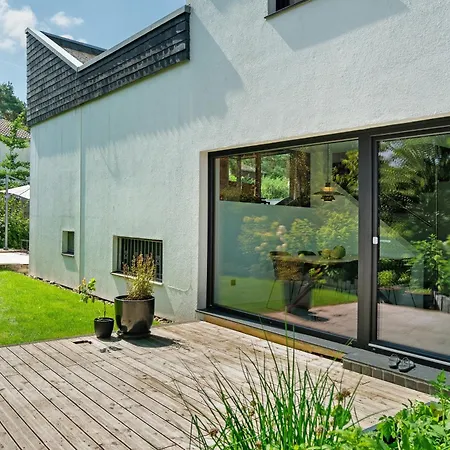Modern House, Pool, Garden *