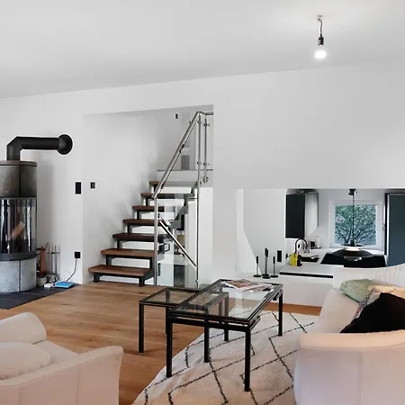 Modern House, Pool, Garden Σπίτι διακοπών *