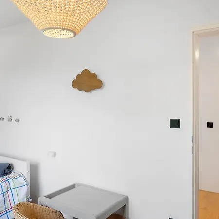 Σπίτι διακοπών Modern House, Pool, Garden