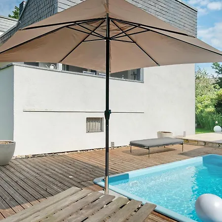 Modern House, Pool, Garden Burgdorf (Hannover)